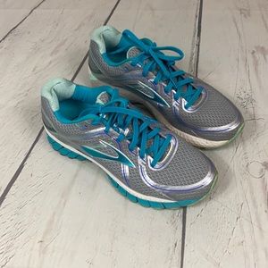 Brooks GTS 16 Running Shoes